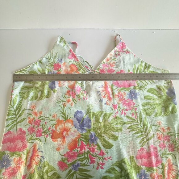 ENCHANTING Women’s Green Hawaiian Floral V-Neck Satin Chemise Nightgown 2X Boho - Picture 7 of 9